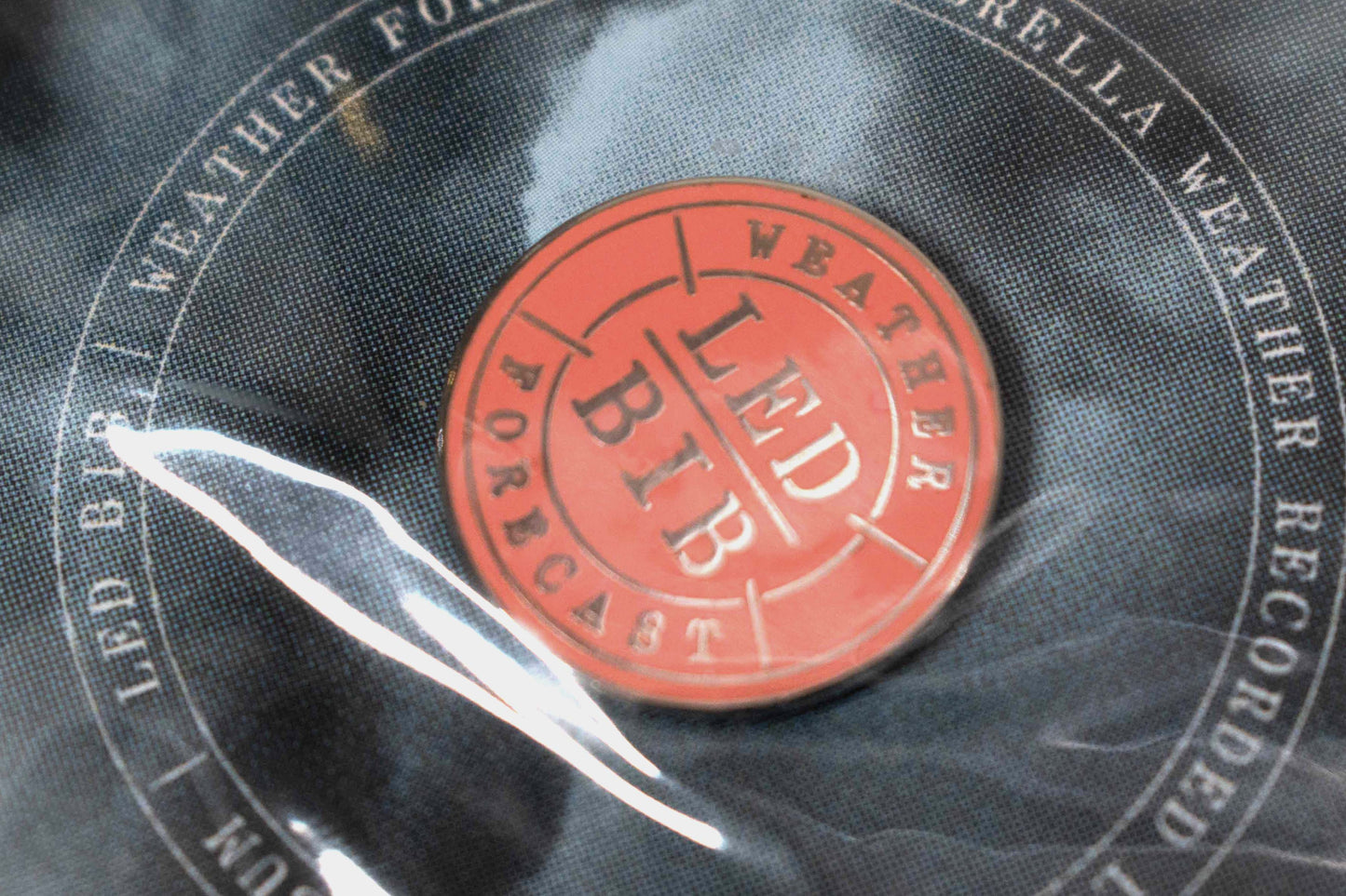 Ledbib - Metal Pin Badge