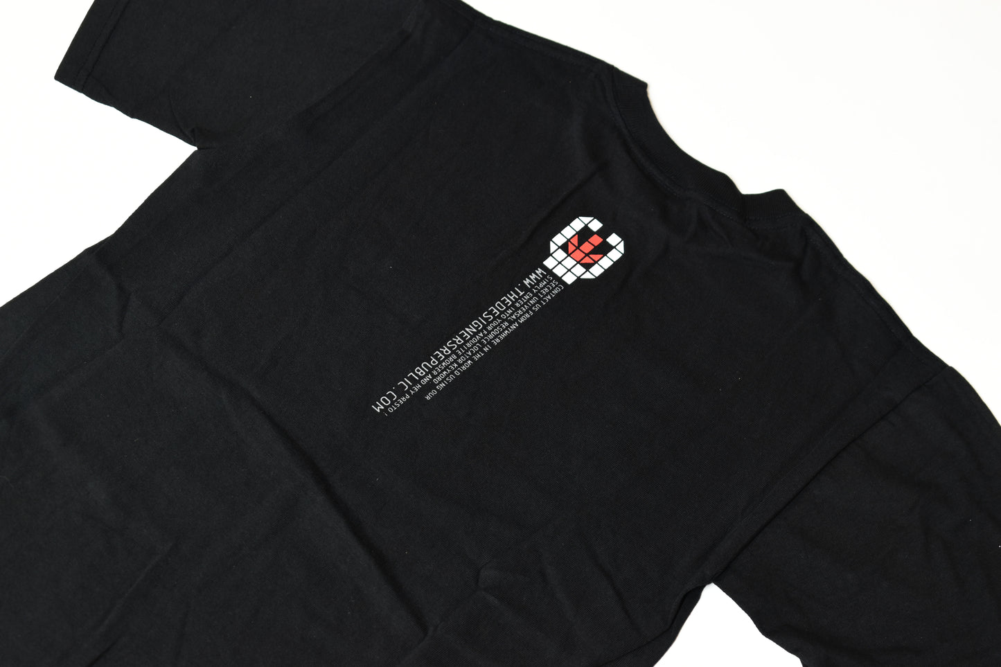 TDR Angryman Plug Pixel (Test Print) - T-Shirt